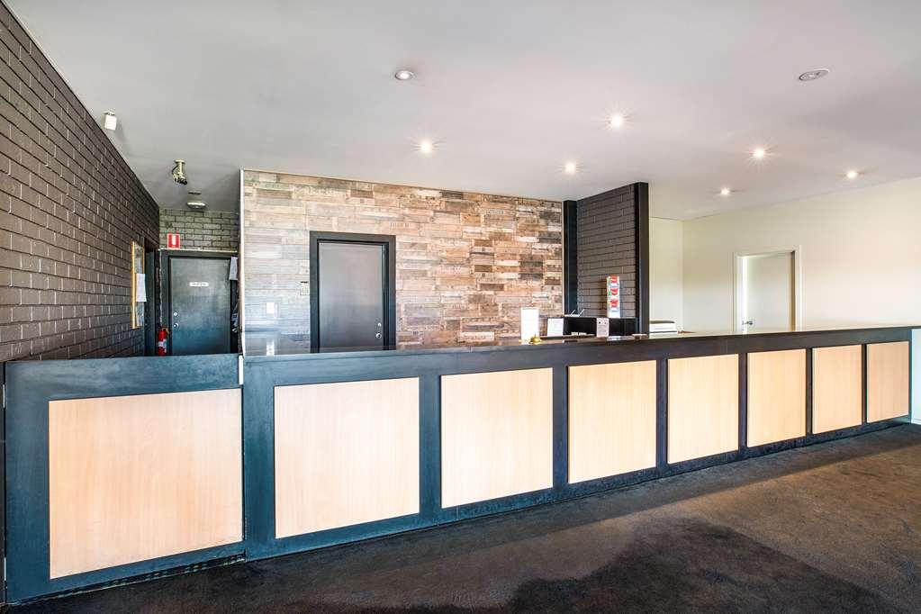 Nightcap at Westside Hotel Laverton Buitenkant foto