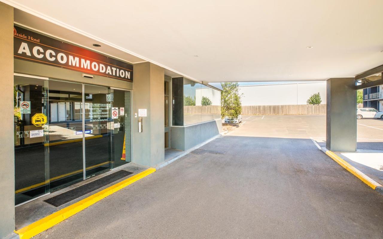 Nightcap at Westside Hotel Laverton Buitenkant foto